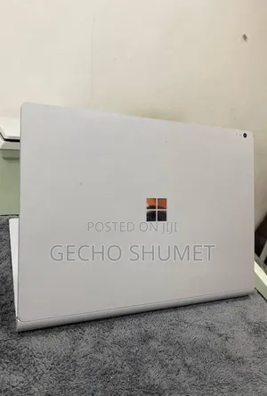 New Laptop Microsoft Surface Book 8GB Intel Core i5 SSD 128GB