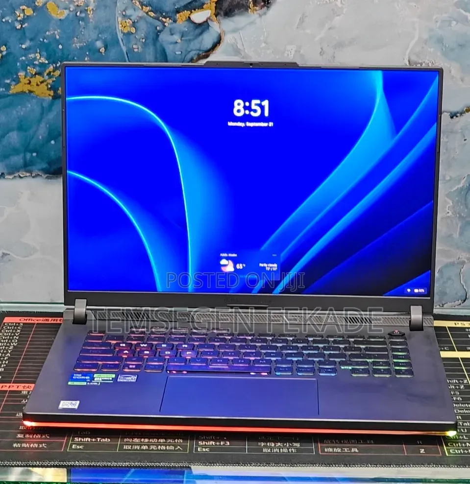 New Laptop Asus ROG Strix G16 G614 16GB Intel Core i7 SSD 1T