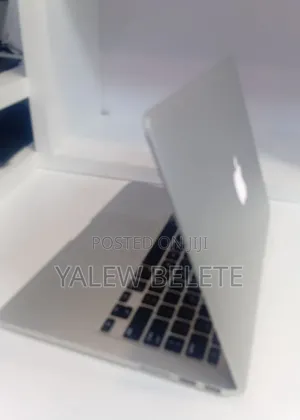 New Laptop Apple MacBook Pro 2013 8GB Intel Core i5 SSD 256GB