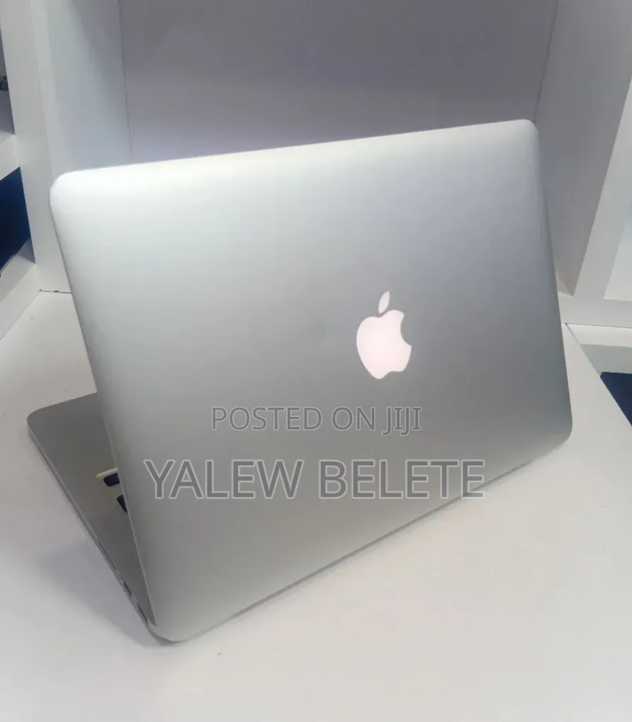 New Laptop Apple MacBook Pro 2013 8GB Intel Core i5 SSD 256GB