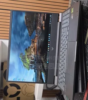 New Laptop HP Victus 15 16GB AMD Ryzen 7 SSD 512GB