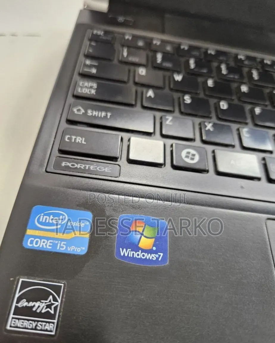New Laptop Toshiba 6GB Intel Core i5 HDD 750GB