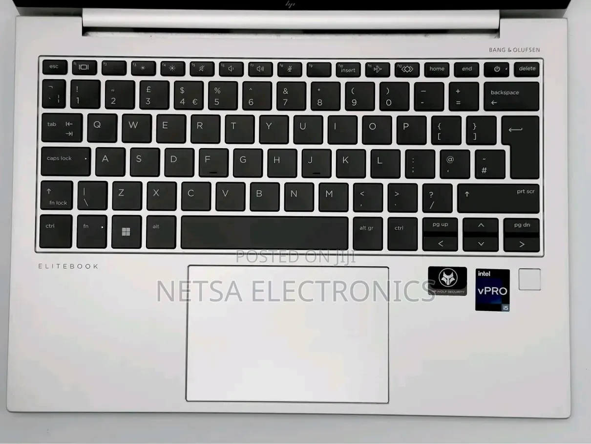 New Laptop HP EliteBook 830 G9 16GB Intel Core i5 SSD 512GB