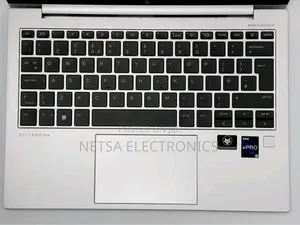 New Laptop HP EliteBook 830 G9 16GB Intel Core i5 SSD 512GB