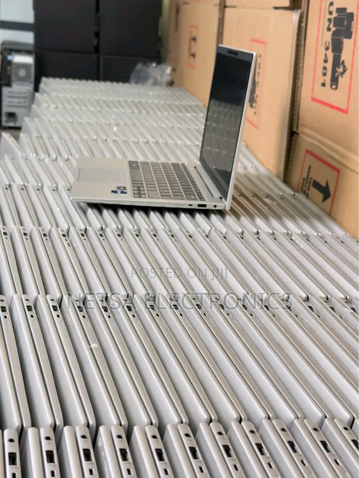 New Laptop HP EliteBook 830 G9 16GB Intel Core i5 SSD 512GB