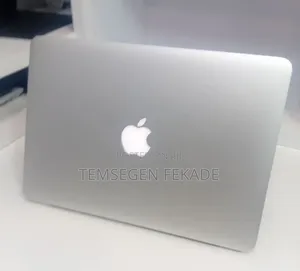 New Laptop Apple MacBook Pro 2013 8GB Intel Core i5 SSD 256GB
