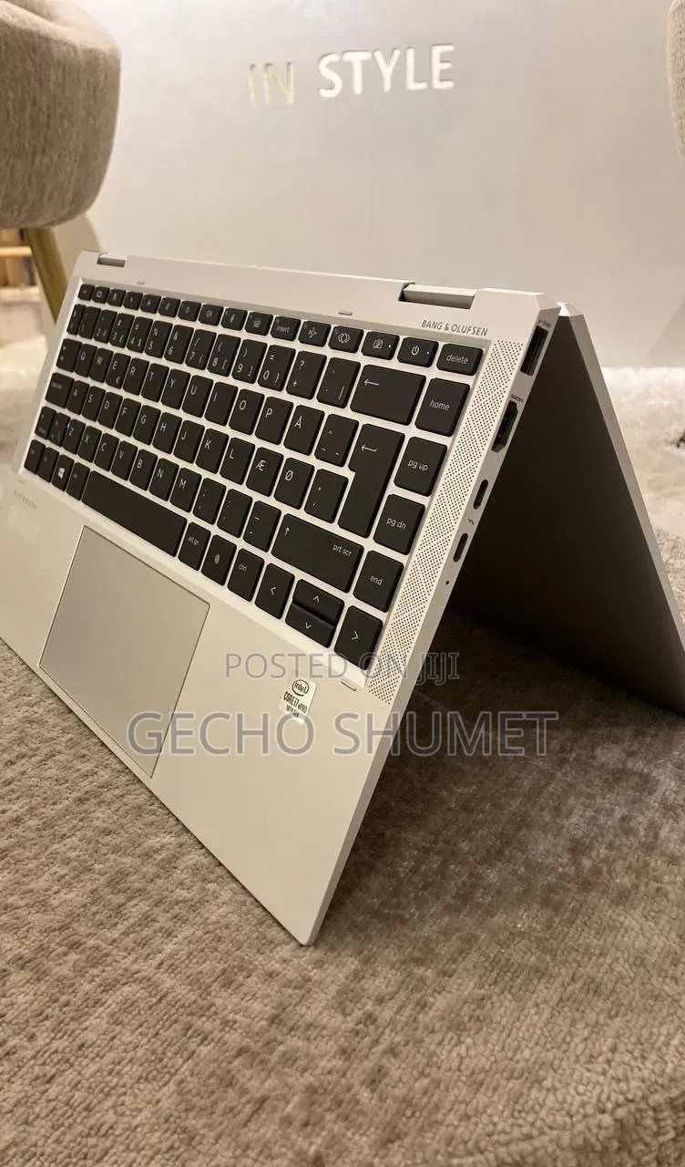 New Laptop HP EliteBook x360 1040 G7 16GB Intel Core i7 SSD 512GB