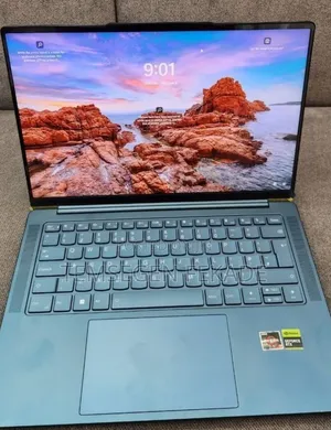 New Laptop Lenovo Yoga Slim 7 32GB AMD Ryzen 7 SSD 512GB