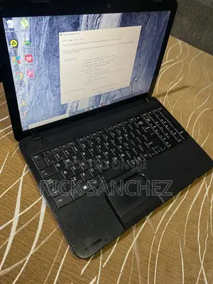 Laptop Toshiba Satellite C850 4GB Intel Core i7 HDD 500GB