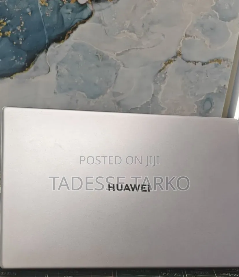 New Laptop Huawei 8GB Intel Core i3 SSD 256GB