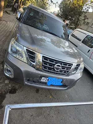 Nissan Patrol 2017 Blue