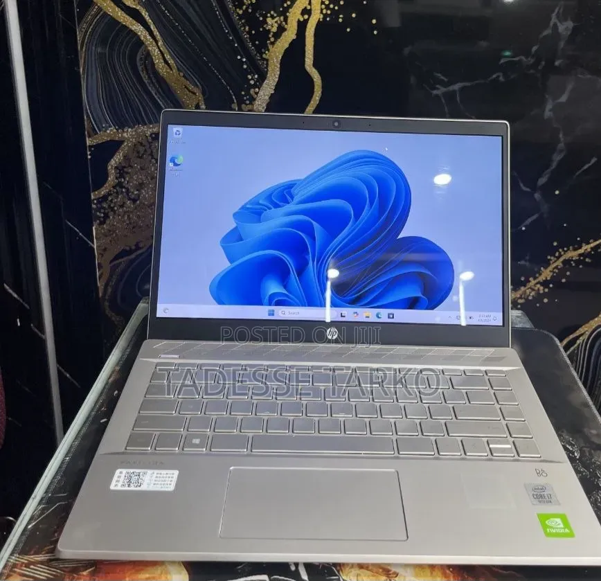 New Laptop HP Pavilion 14 16GB Intel Core i7 SSD 512GB