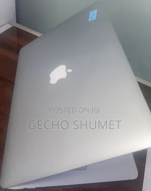 New Laptop Apple MacBook Air 2017 8GB SSD 128GB