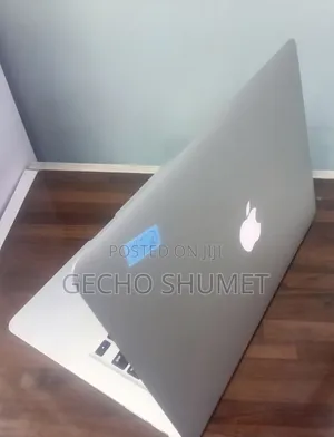 New Laptop Apple MacBook Air 2017 8GB SSD 128GB