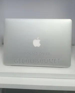 New Laptop Apple MacBook Air 2017 8GB SSD 128GB