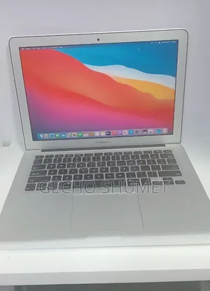 New Laptop Apple MacBook Air 2017 8GB SSD 128GB