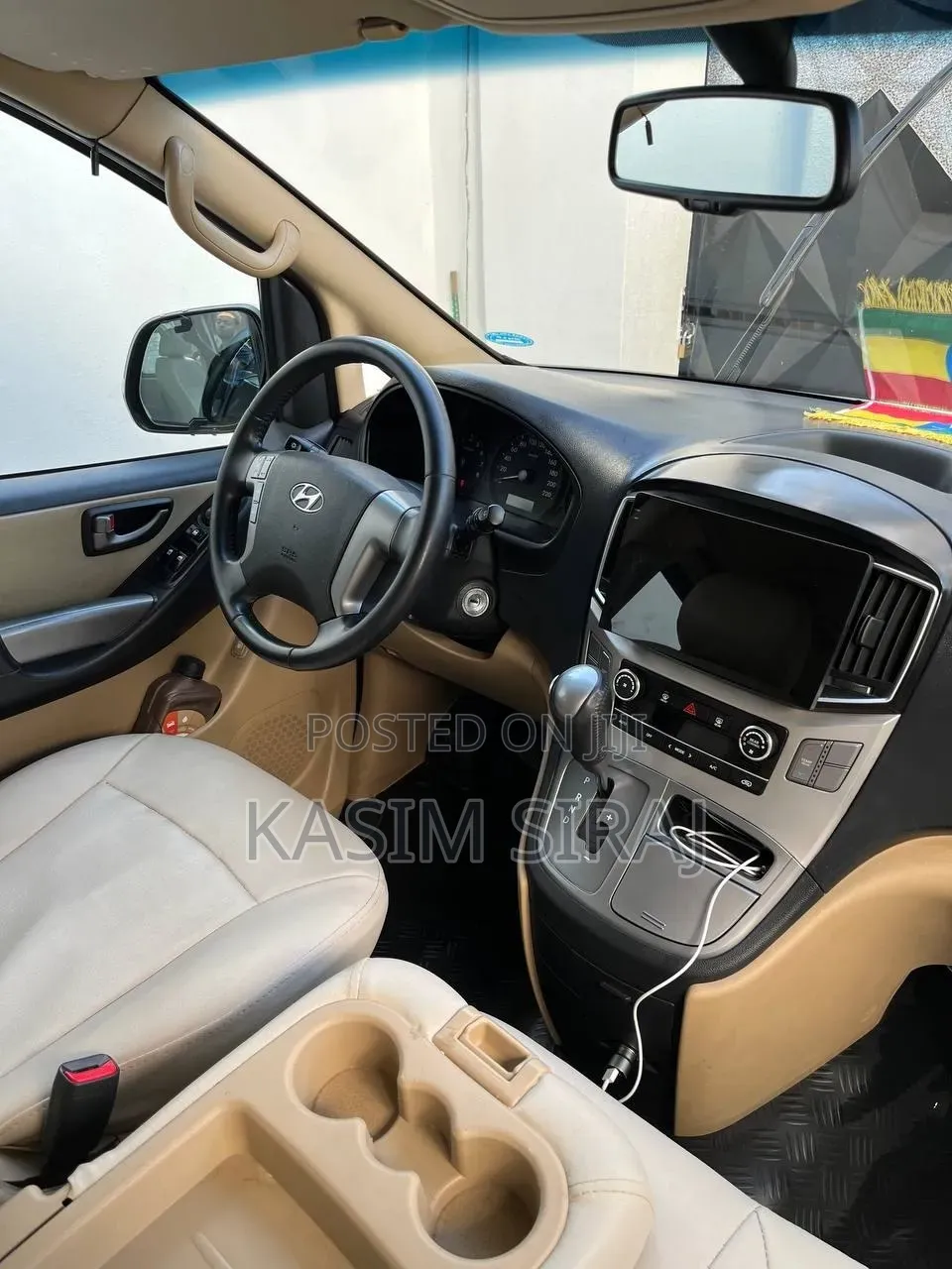 Hyundai H1 2021 White