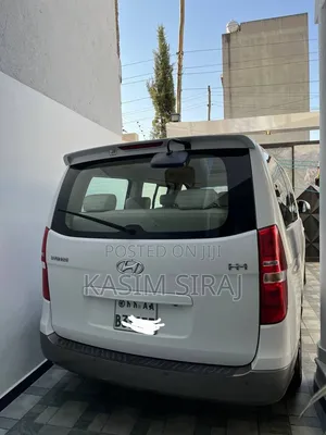 Hyundai H1 2021 White
