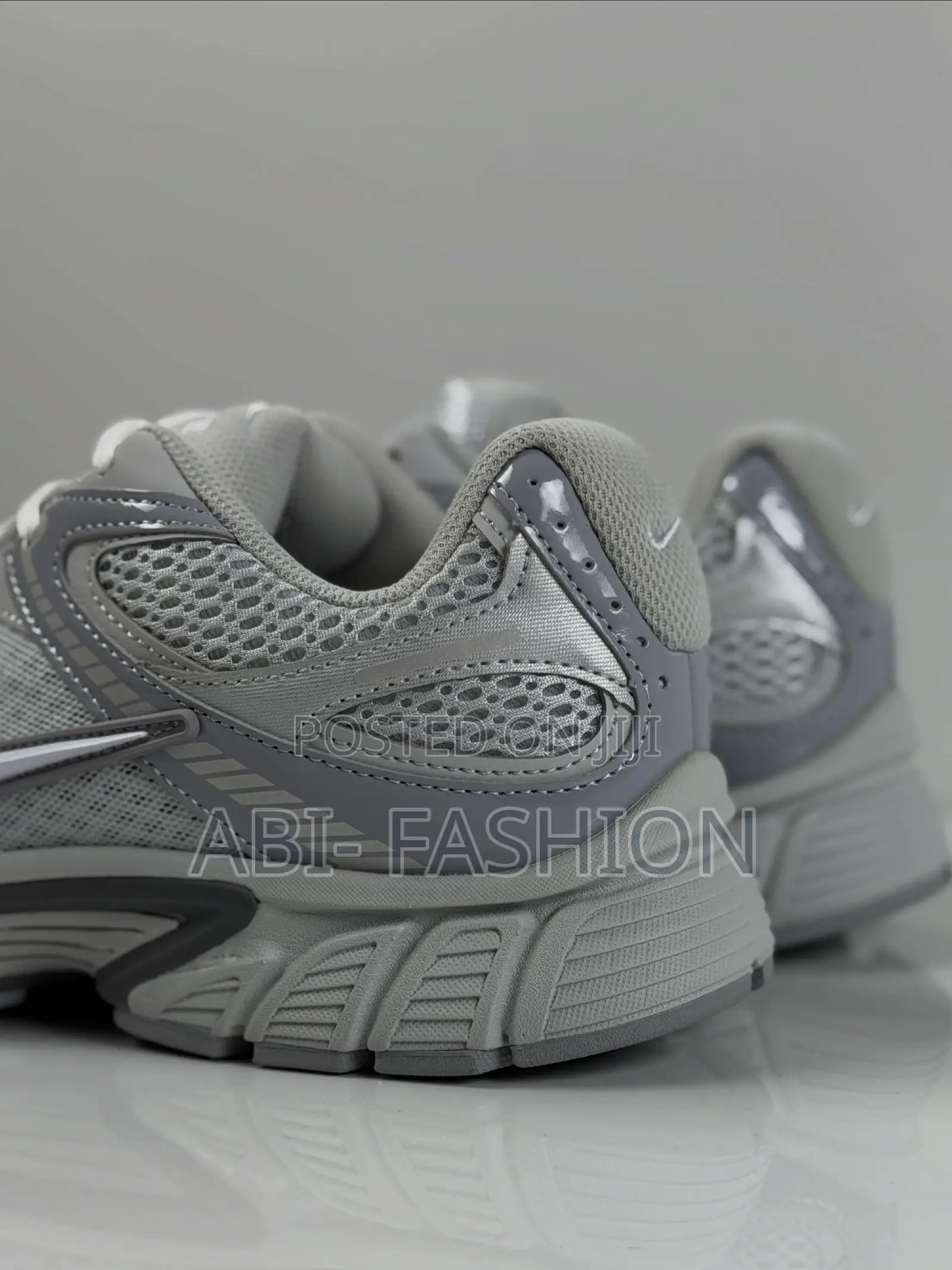 Nike V5 RNR Dark Grey Metallic Silver New Arrival