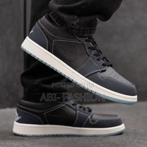 Nike Air Jordan 1 Low SE Black Dark Obsidian Navy Blue New Arriva