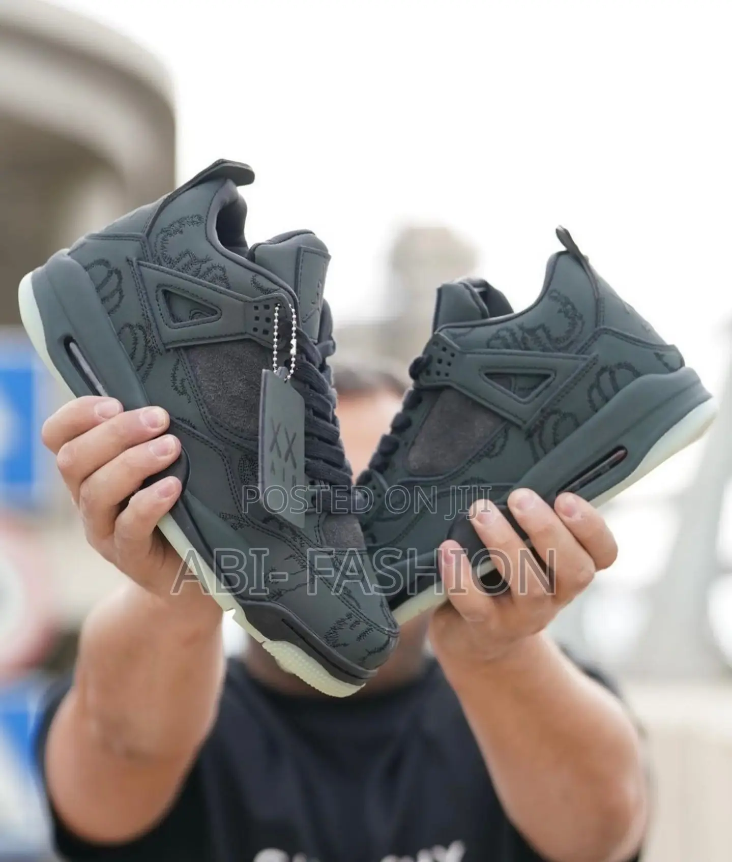 Air Jordan 4 KAWS | New Arrival