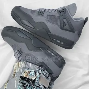 Air Jordan 4 Retro SE Wet Cement New Arrival