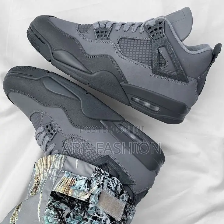 Air Jordan 4 Retro SE Wet Cement New Arrival
