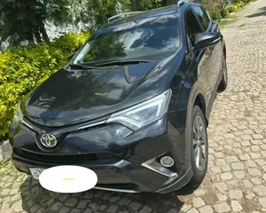 Toyota RAV4 2018 Matt Black