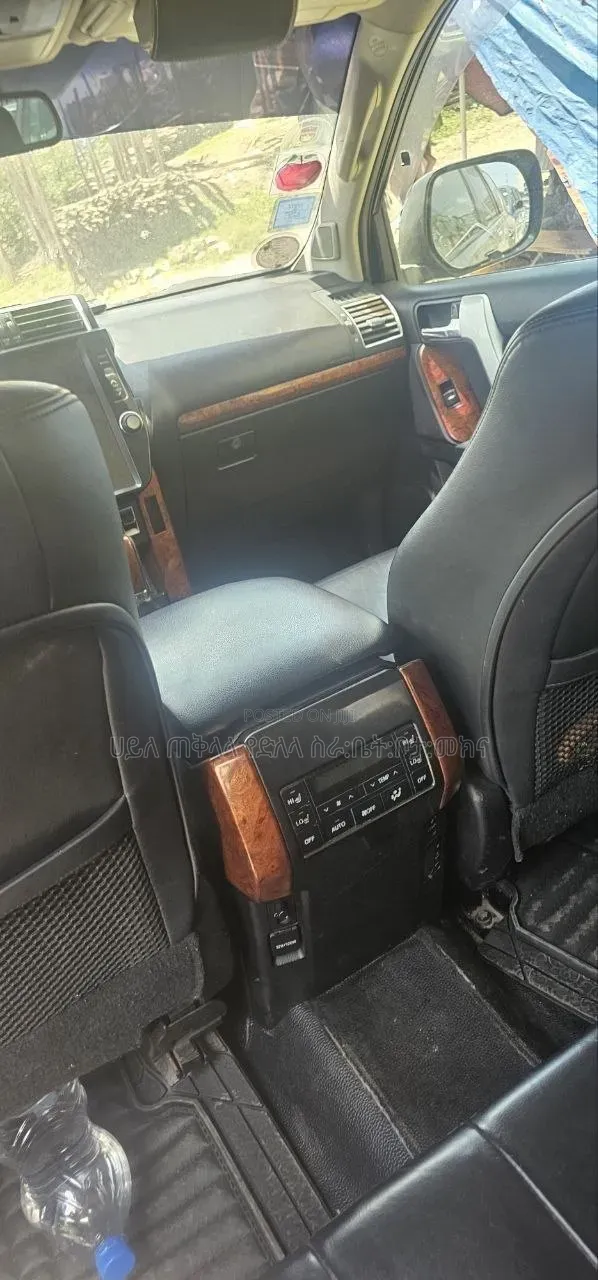 Toyota Land Cruiser Prado 2014 Gray