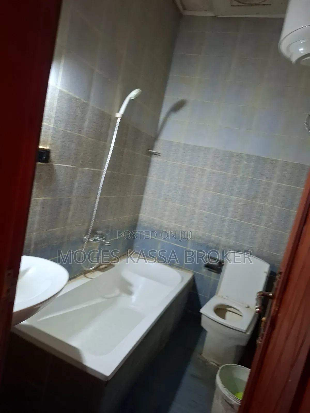 3bdrm Villa in ቦሌ ቡልቡላ 93 ማዞርያ ምርጥ, Yeka for sale
