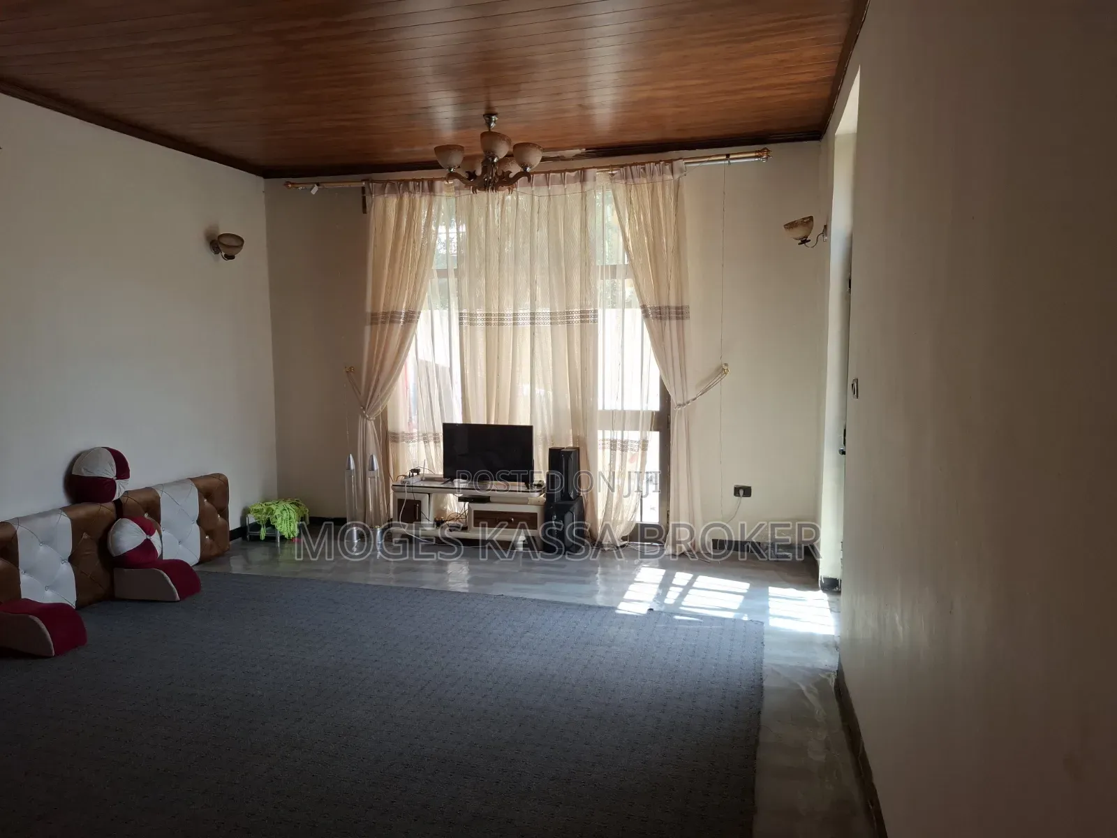 3bdrm Villa in ቦሌ ቡልቡላ 93 ማዞርያ ምርጥ, Yeka for sale
