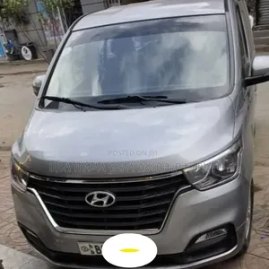Hyundai Starex 2021 Silver