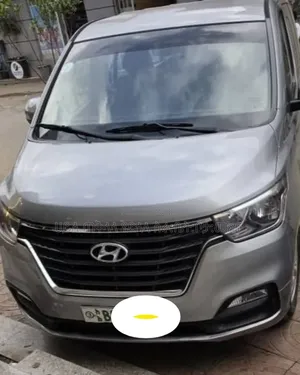 Hyundai Starex 2021 Silver