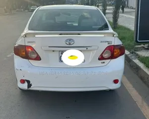 Toyota Corolla 2011 White