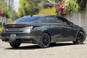 Hyundai Avante 2023 Gray