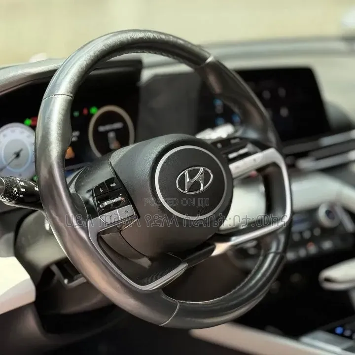 Hyundai Avante 2023 Gray