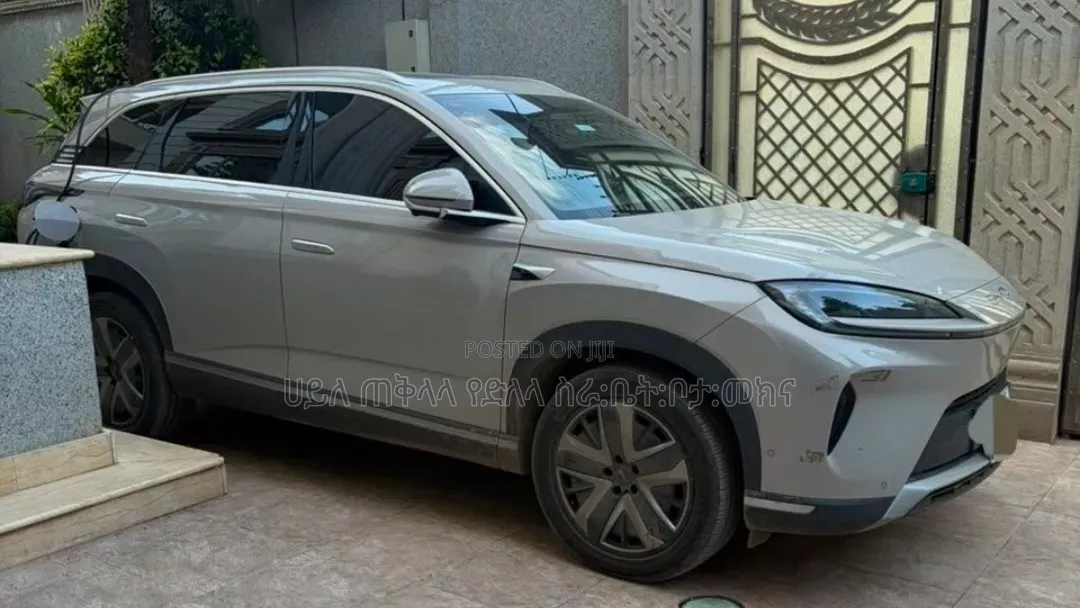 New BYD Sealion 7 DM 2025 Gold