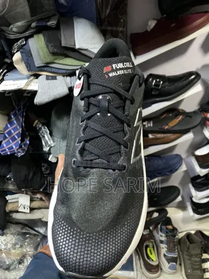 New Balance FuelCell Walker Elite (ሰፊ/Wide)