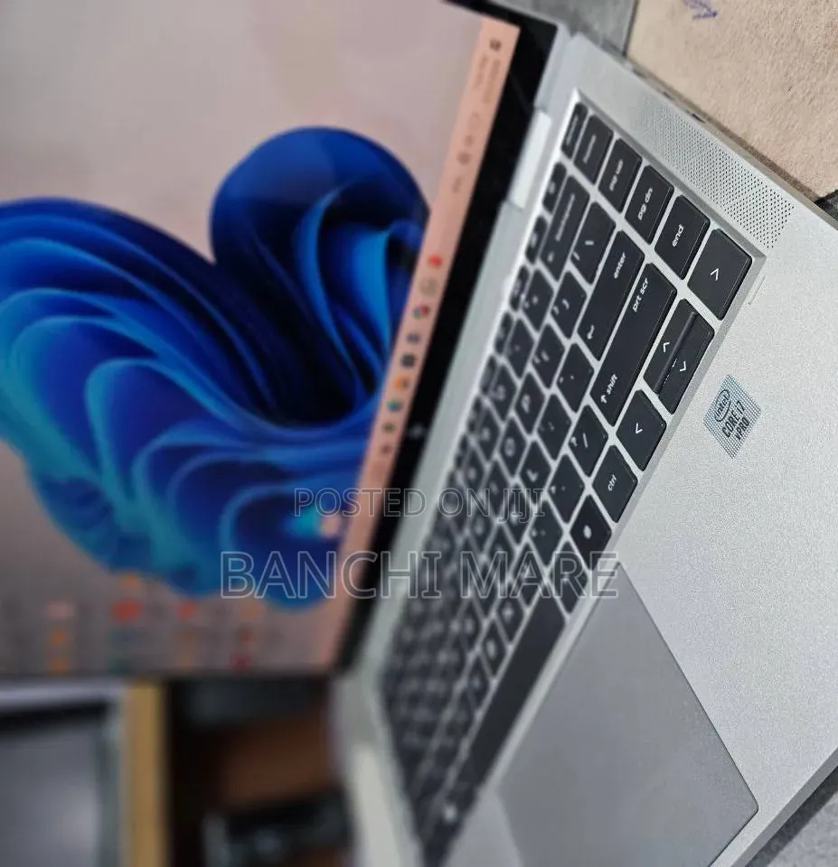 New Laptop HP EliteBook x360 1040 G7 16GB Intel Core i7 SSD 512GB