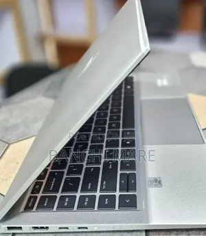 New Laptop HP EliteBook x360 1040 G7 16GB Intel Core i7 SSD 512GB