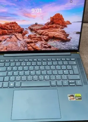 New Laptop Lenovo Yoga 700 16GB AMD Ryzen 7 SSD 512GB