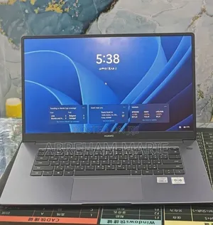 New Laptop Huawei MateBook 13 WRT-W19E 8GB Intel Core i3 SSD 256GB