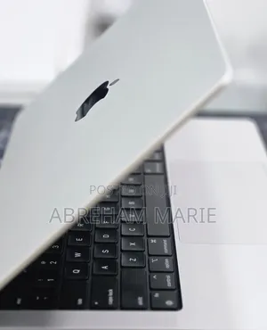 New Laptop Apple MacBook Pro 2024 M4 Pro 24GB Apple M4 Pro SSD 512GB
