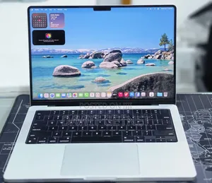 New Laptop Apple MacBook Pro 2024 M4 24GB Apple M4 SSD 512GB