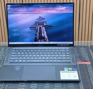 New Laptop Asus Zenbook 13 OLED 32GB Intel Core i9 SSD 1T