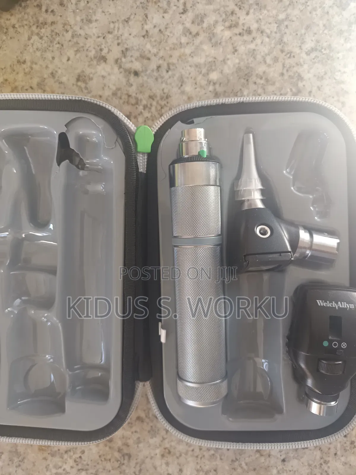 Welch Allyn Otoscope & Ophthalmoscope Set