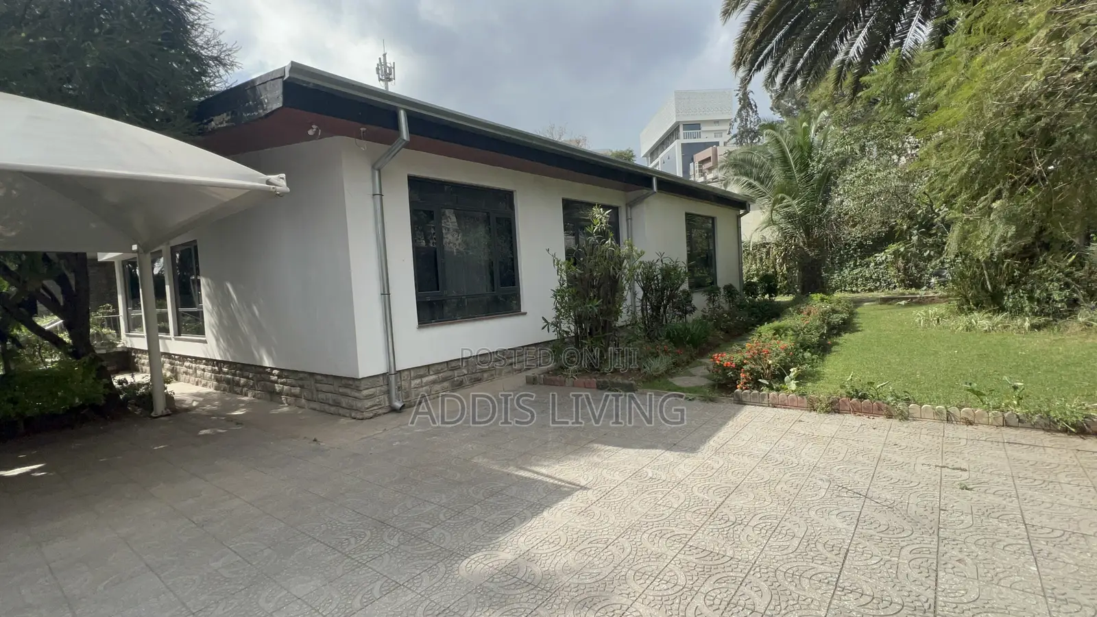 Furnished 6bdrm Villa in Bole for rent