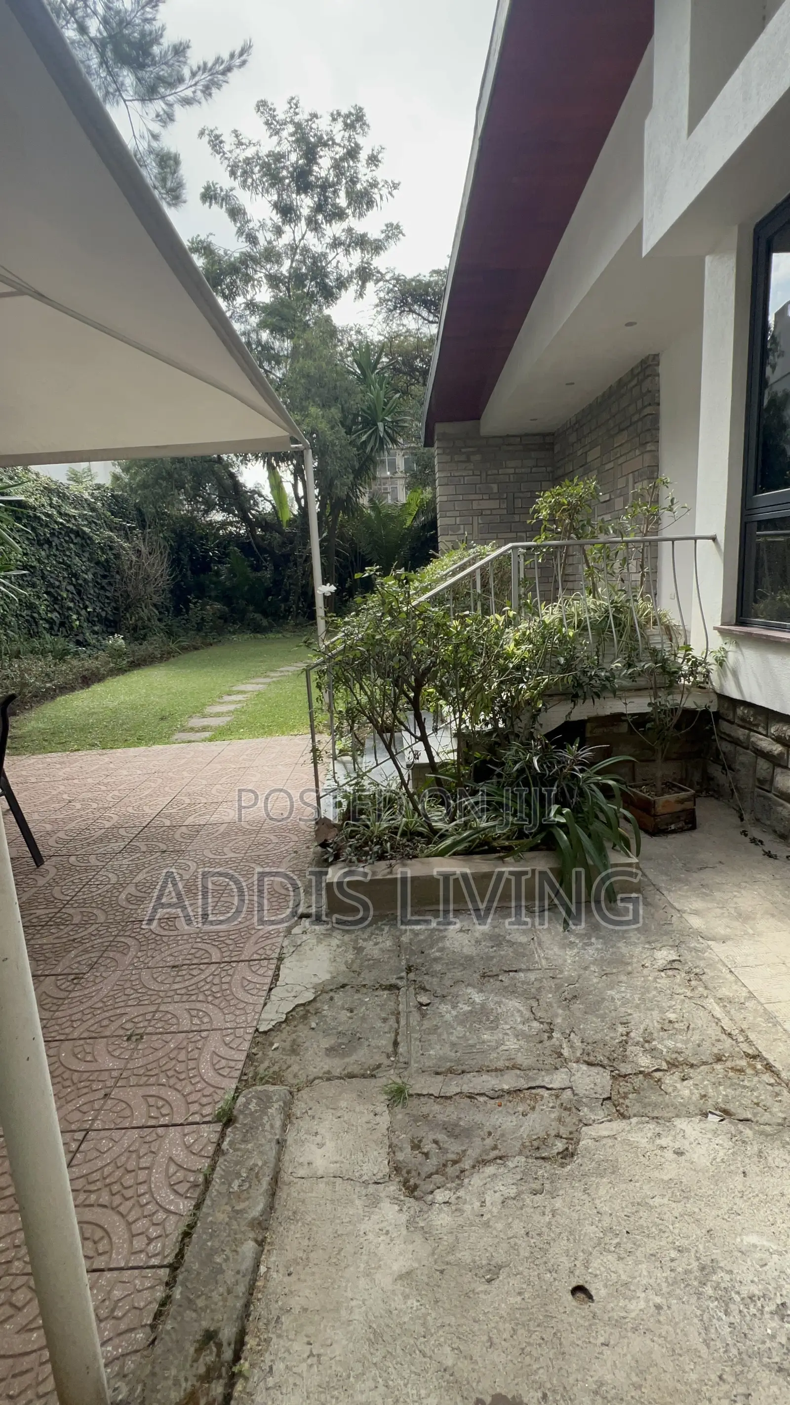 Furnished 6bdrm Villa in Bole for rent