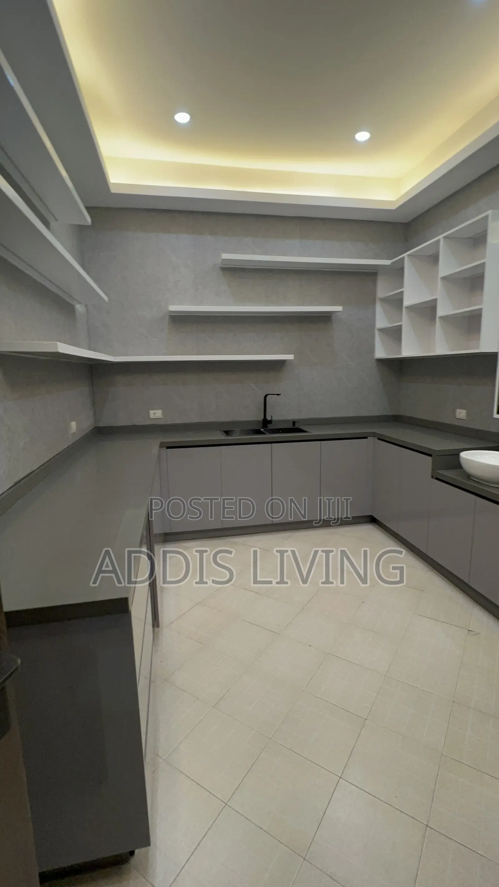 Furnished 6bdrm Villa in Bole for rent
