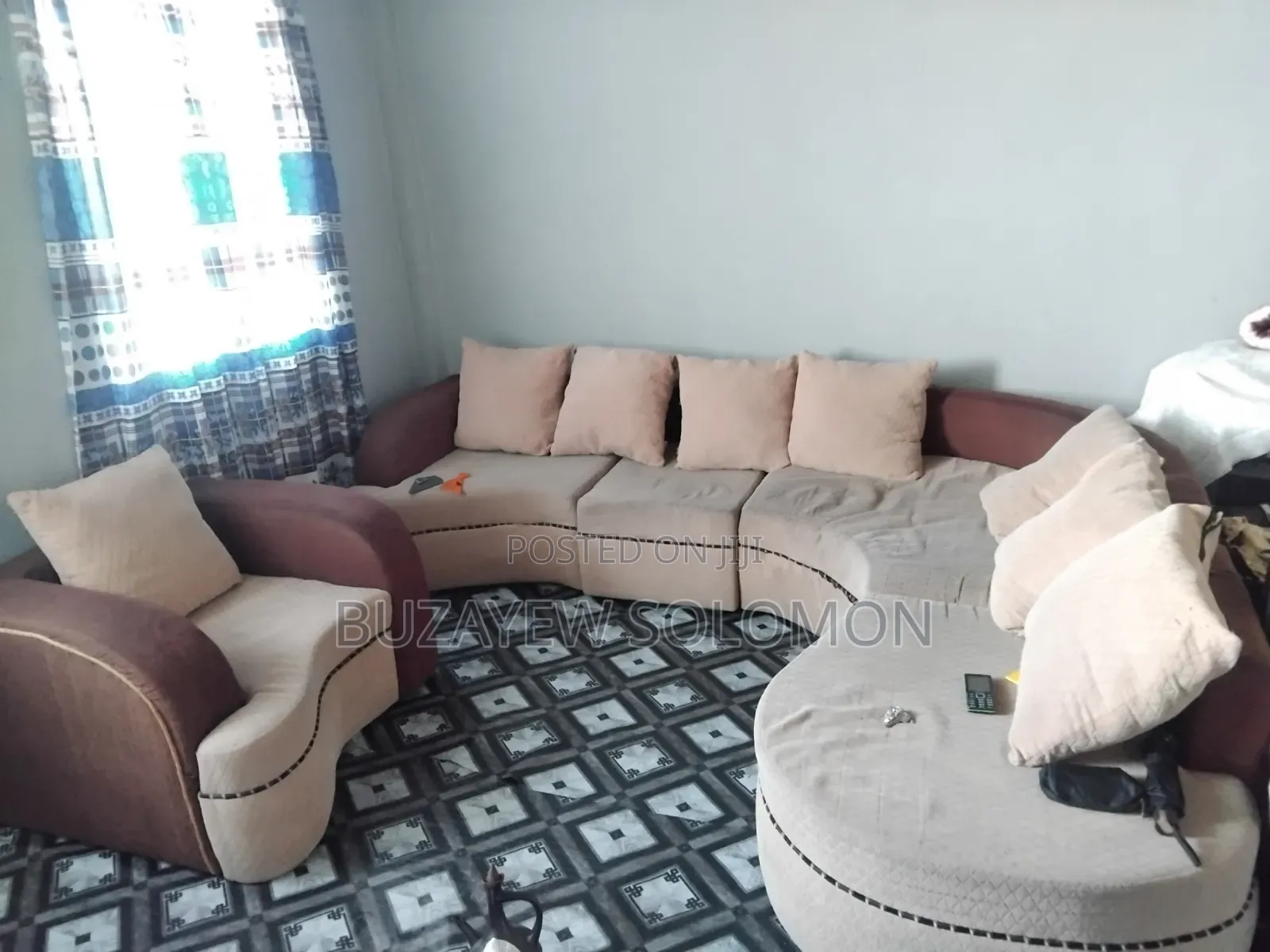 Solyana Sofa